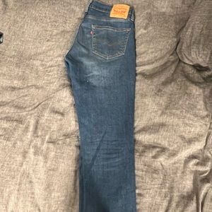 Levi’s blue jeans 33x 32